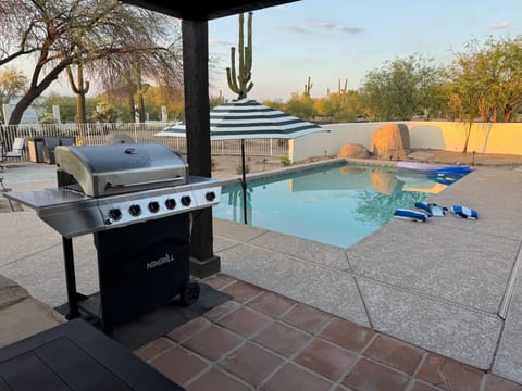 Scottsdale Heated Pools Palms Sleeps 14 Oasis