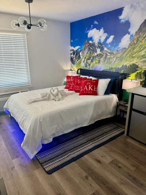 Queen bed-Near Airport-Hospital & Midtown Escape - Reno