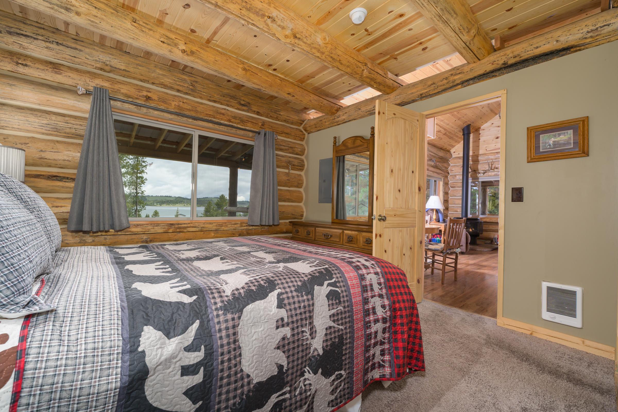 Papa Tom's Cabin