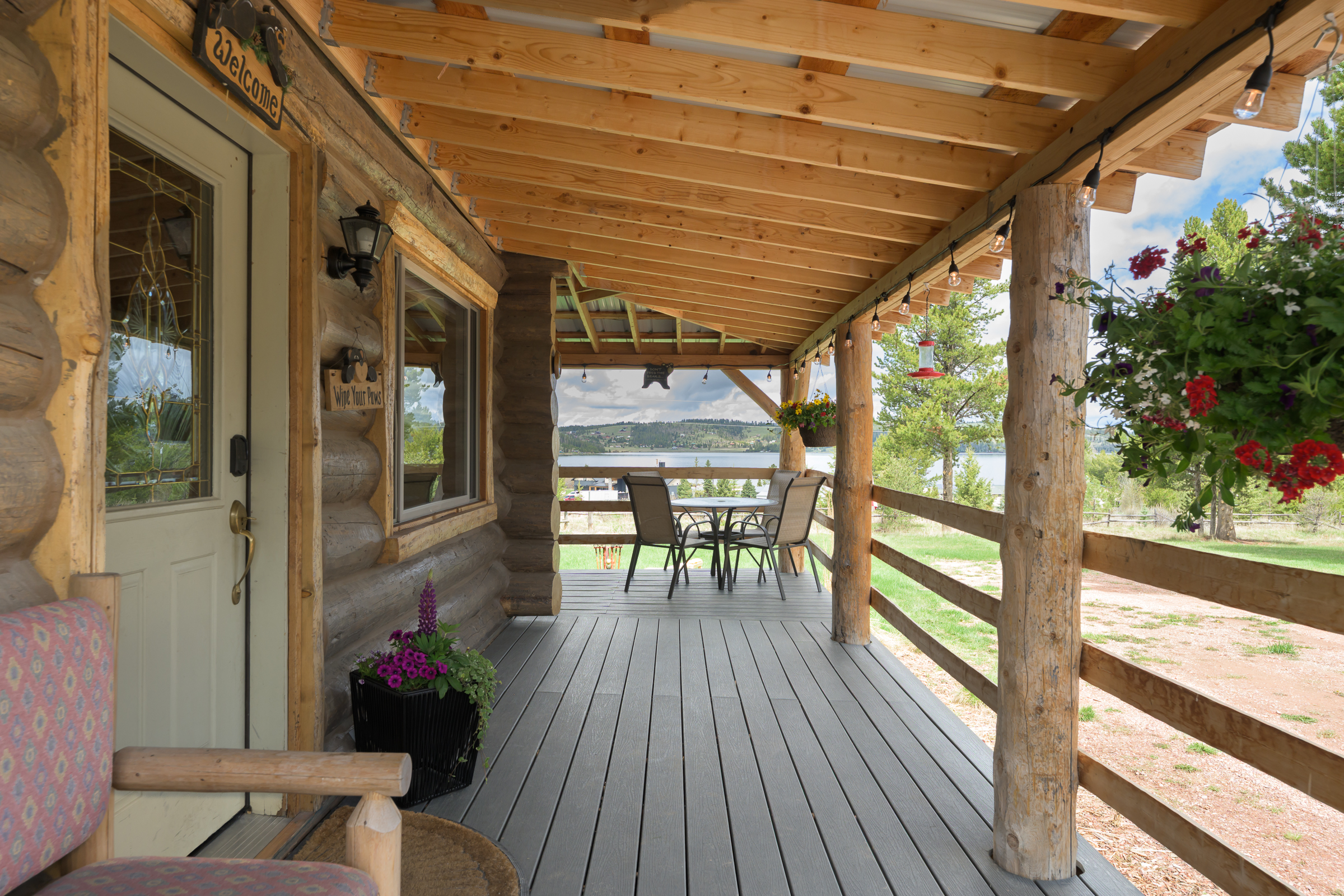 Papa Tom's Cabin