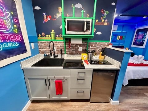 GameZone Haven: Arcade, WiFi, Free Parking