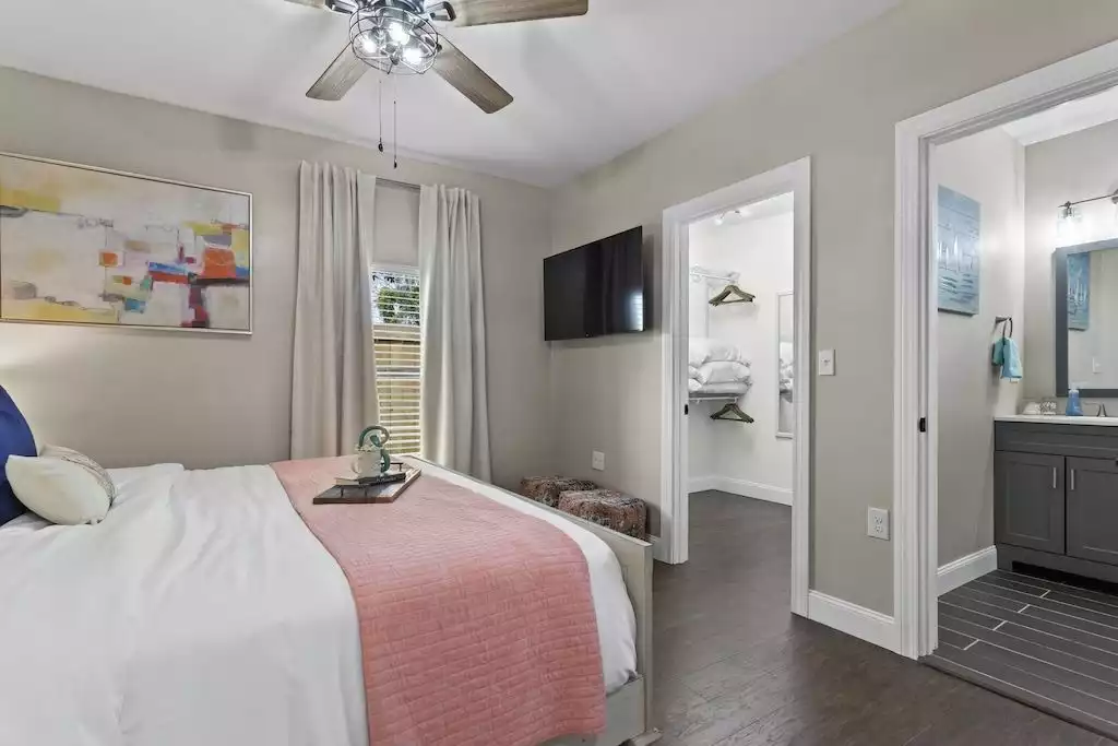 NEW Gulfport Cottage Near Beach! - Gulfport NEW Gulfport Cottage Near Beach! - Gulfport