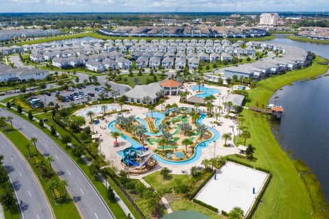 Resort Condo 10 Min to Disney