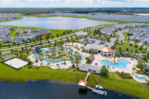 Resort Condo 10 Min to Disney