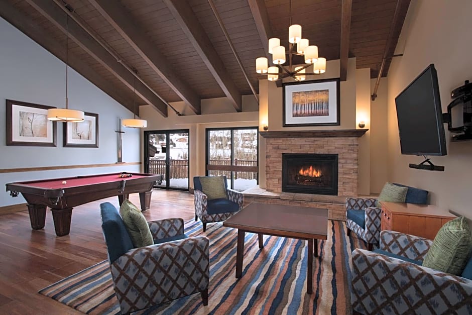 Streamside Aspen at Vail