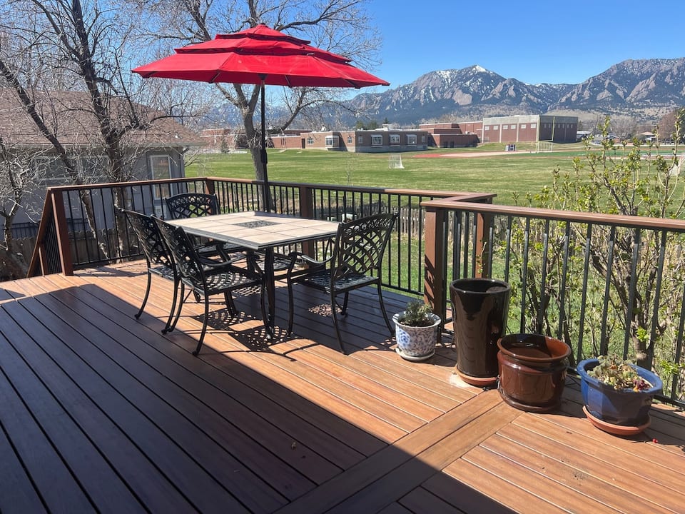 Casa impresionante con vistas a las Montañas Rocosas - Boulder