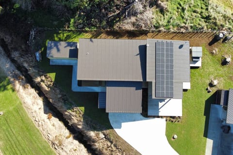 30e Snowmass Drive, Ohakune (Yellow Door)