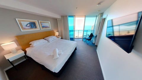 3113 Surfers Paradise, Gold Coast (2 bed, 2 bath)
