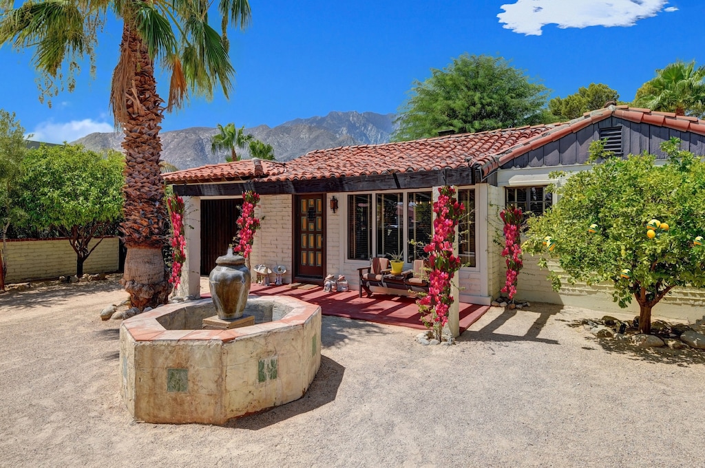 Welcome to Vista del Monte