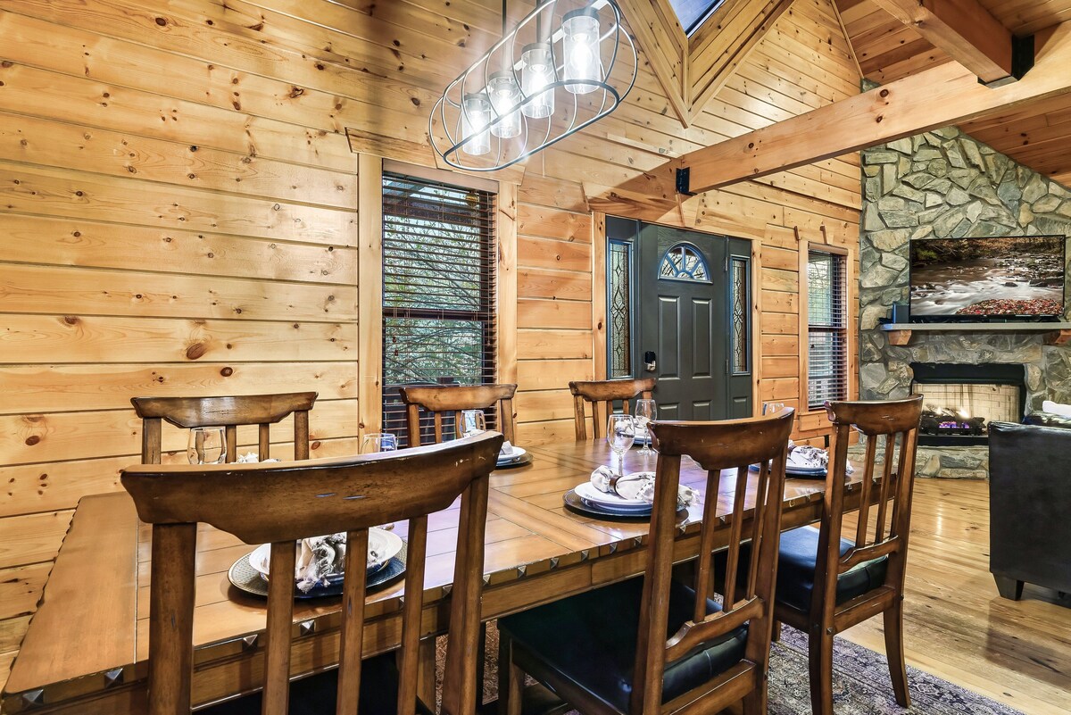 resort-pool-fitness-room-hot-tub-jacuzzi/