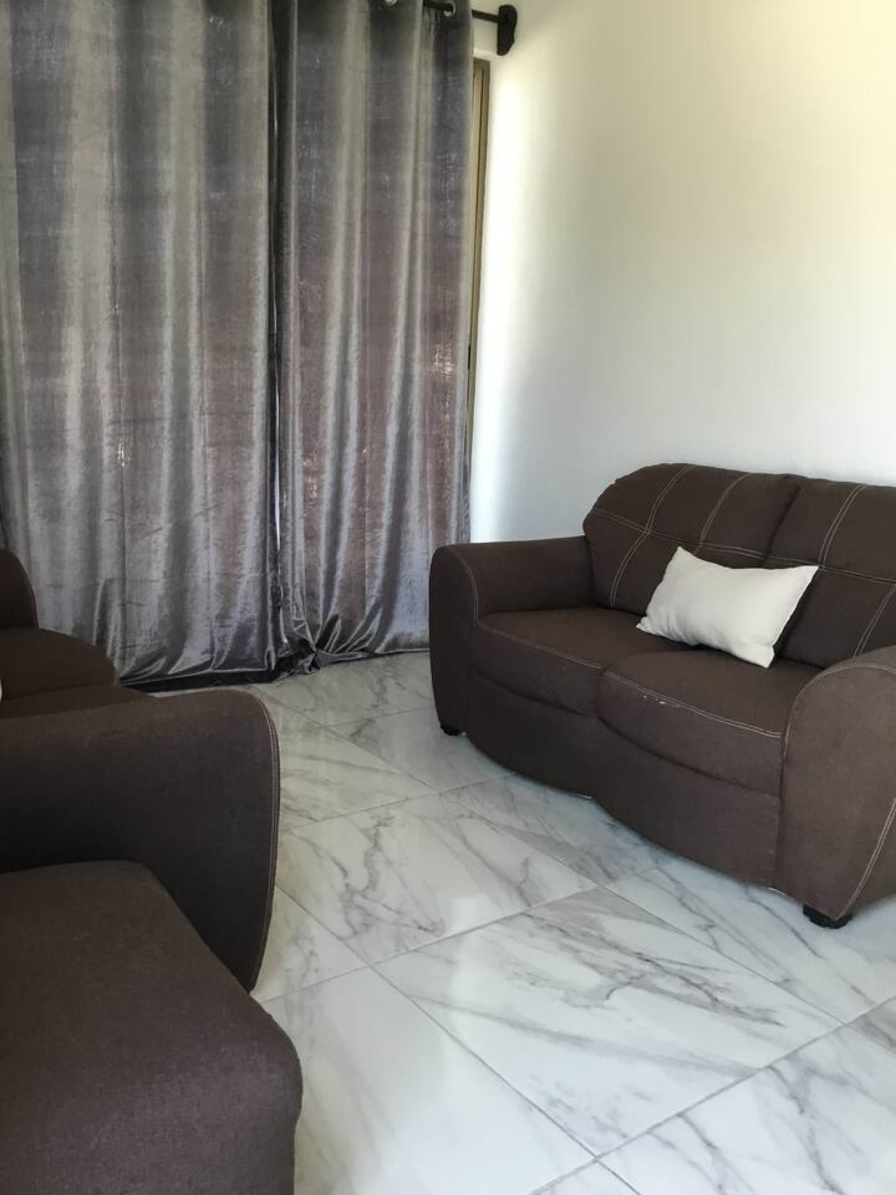 it's-stunning-condo-wbreakfast-and-fastest-wifi/