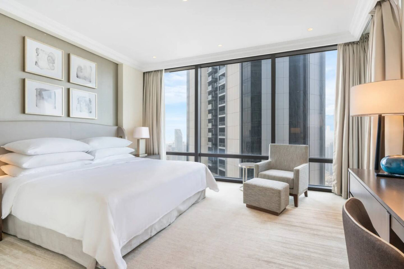 offer!-2-br-burj-khalifa-and-fountain-view/