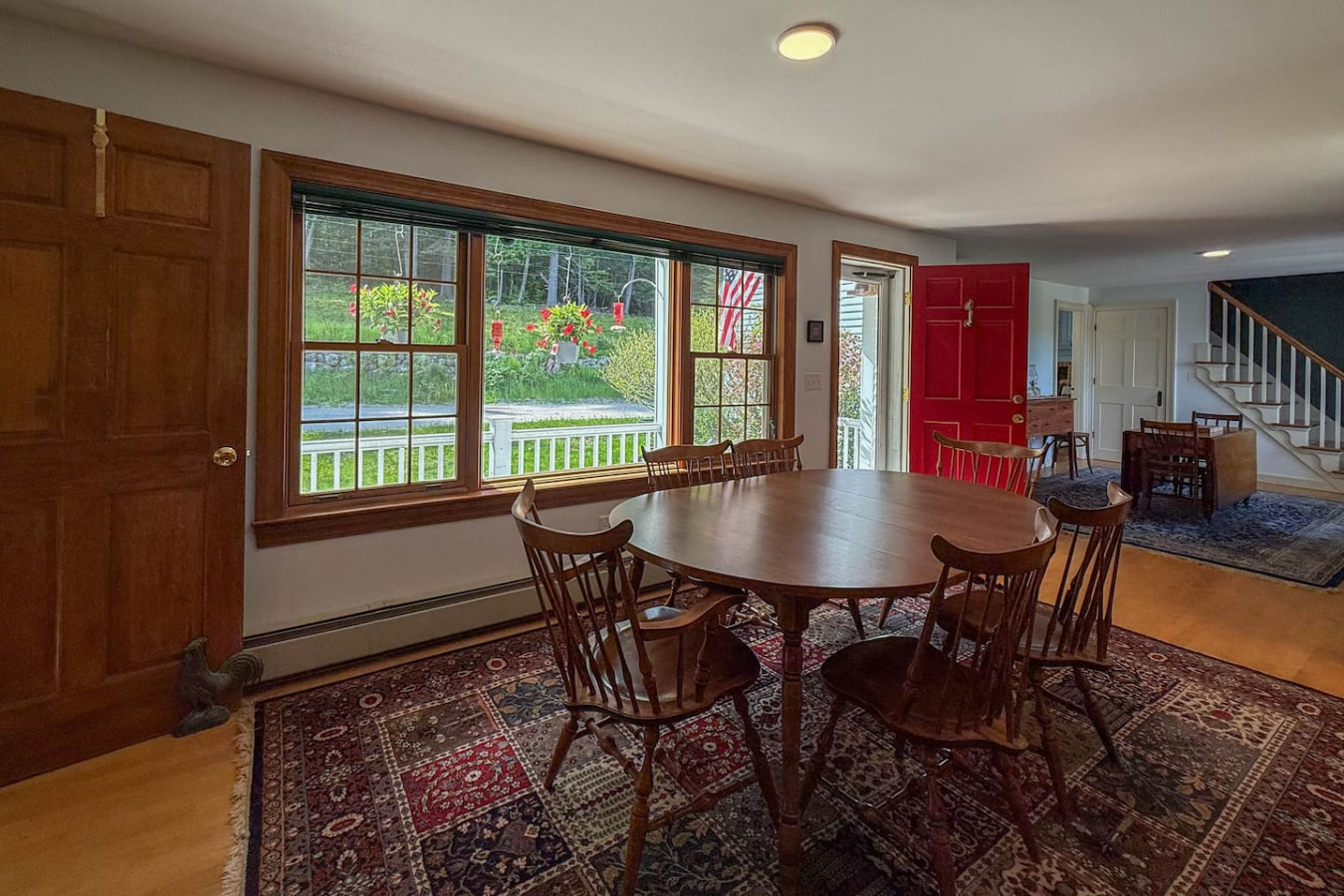 hillcrest-or-100+-acres-pool-views-and-sleeps-22/