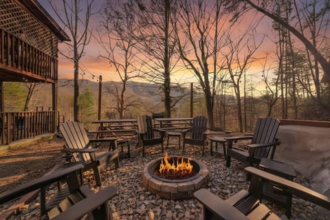 Private | Family Cabin | Huge Hot Tub | Views