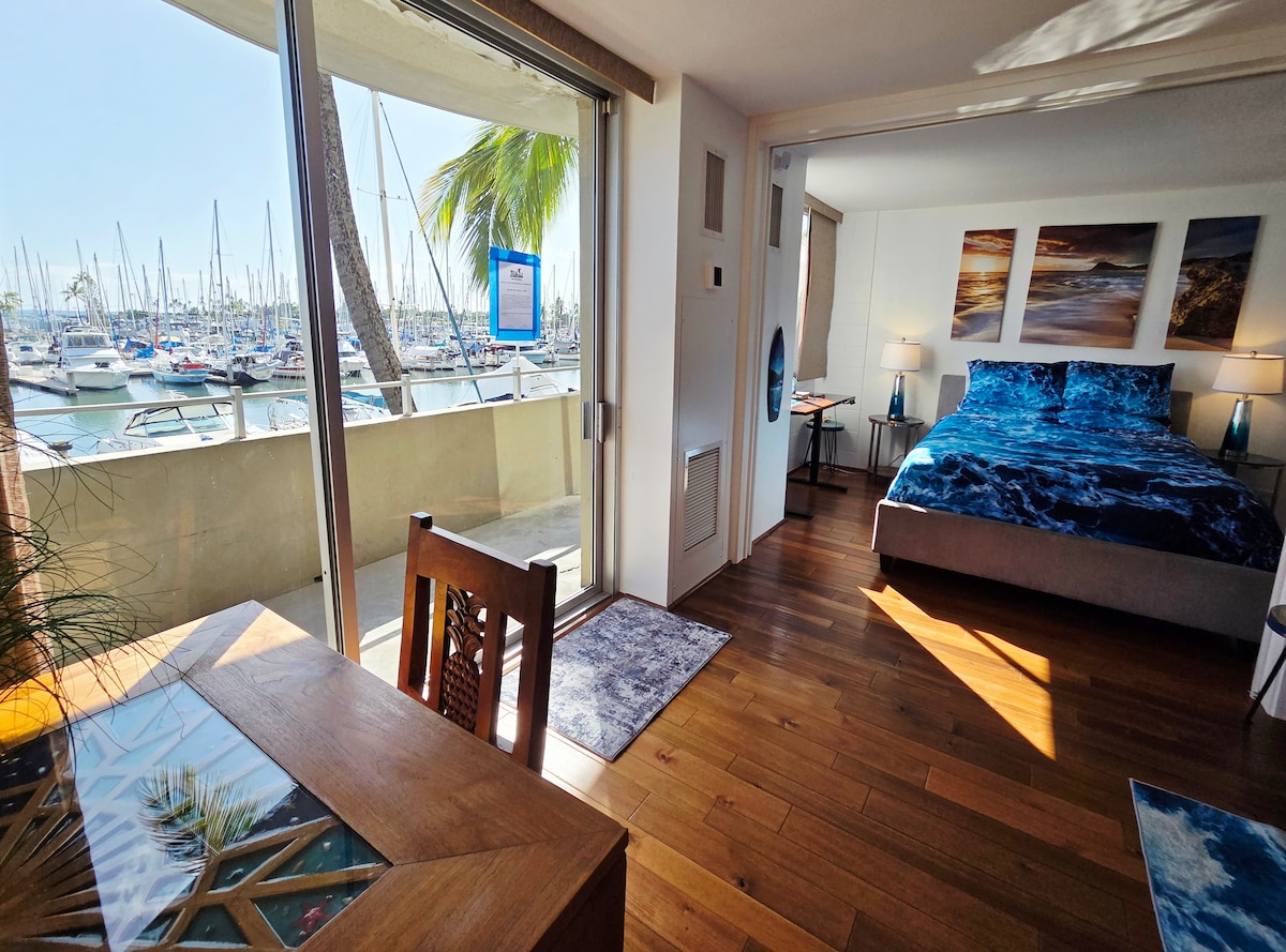 Ocean & Marina View Suite