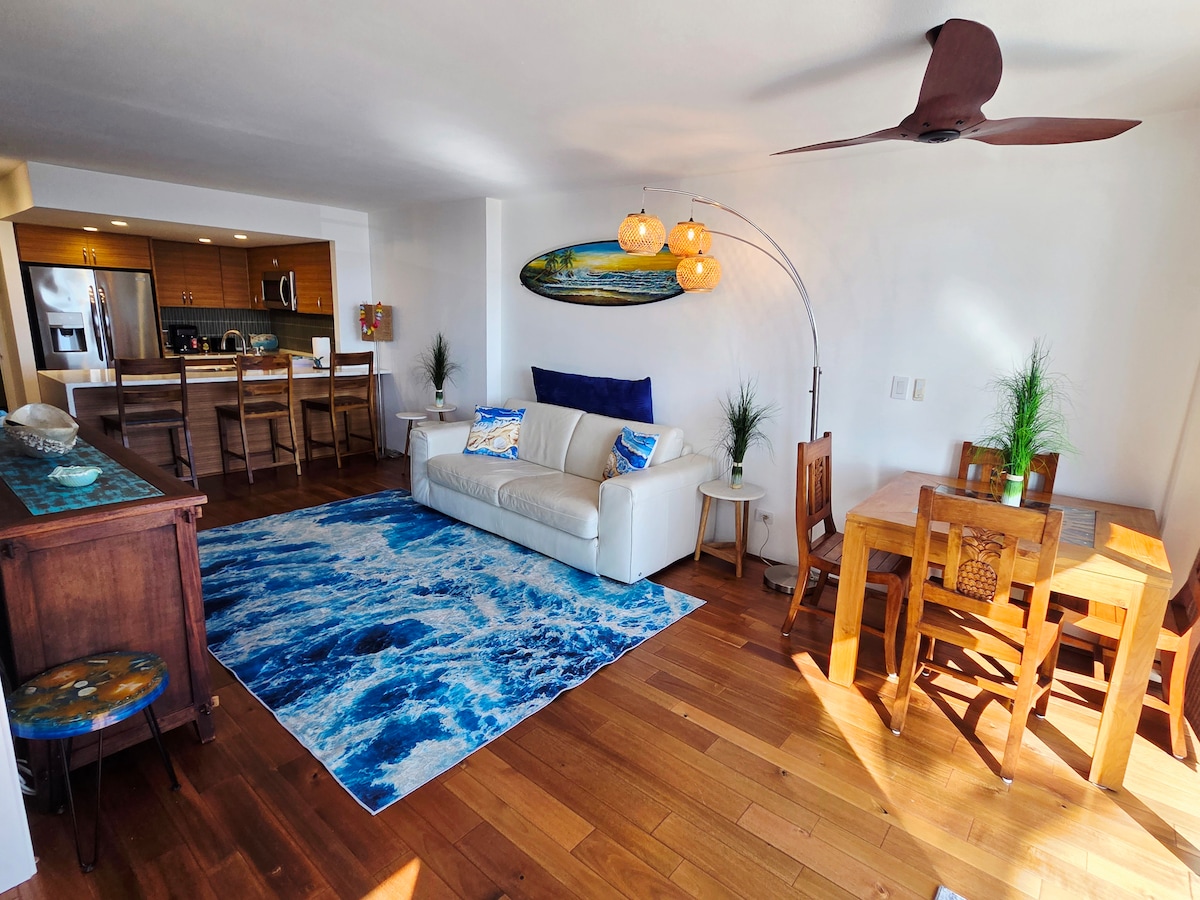 Ocean & Marina View Suite