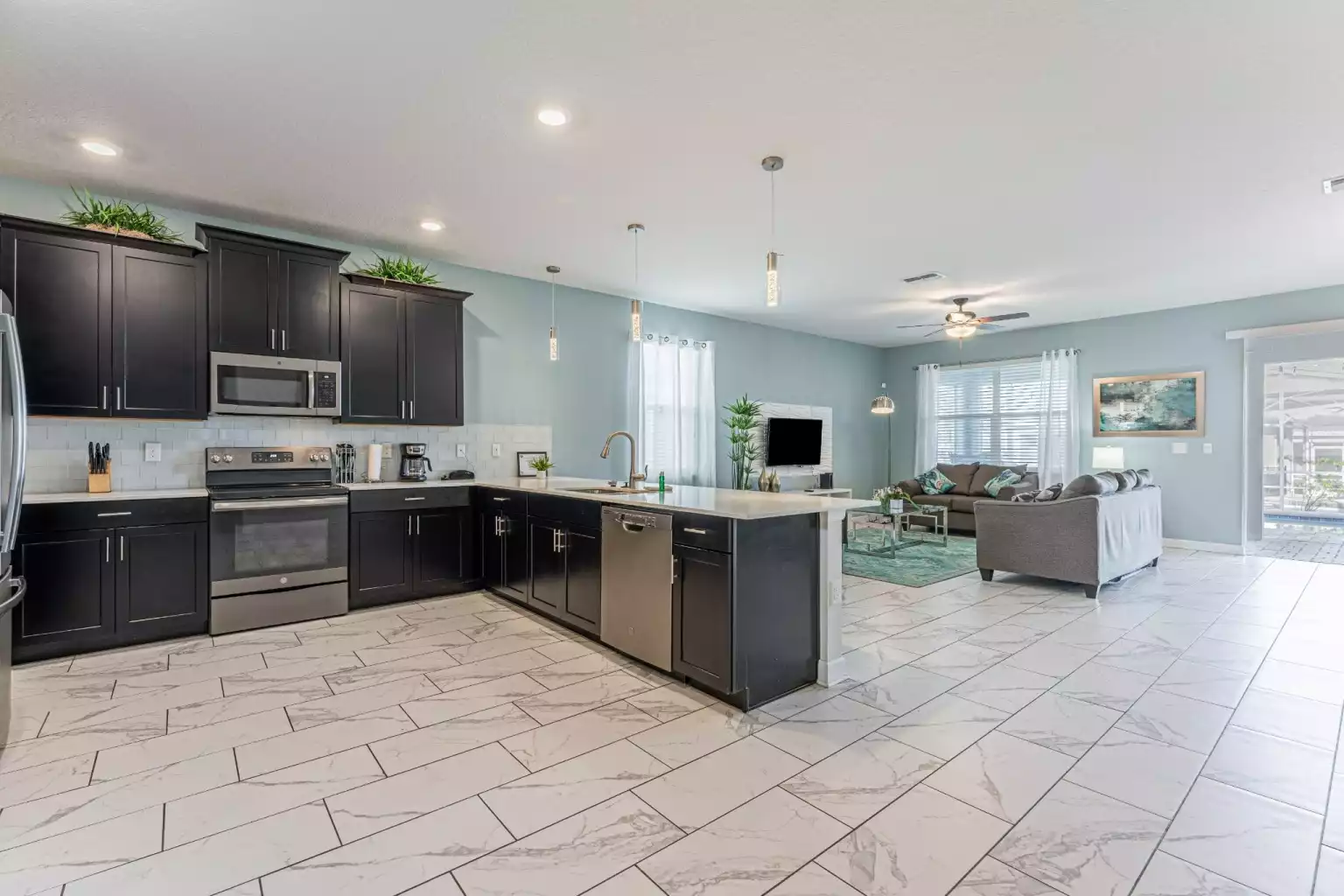 Luxury Villa 8 beds, 5 bath, 15 mins to Disney - Four Corners