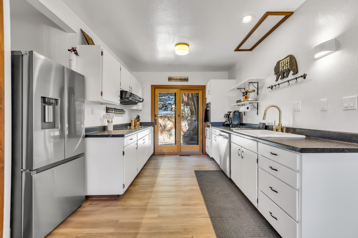 Filtered Lake View|2 King Beds|HotTub|Fireplace - Carnelian Bay Filtered Lake View|2 King Beds|HotTub|Fireplace - Carnelian Bay