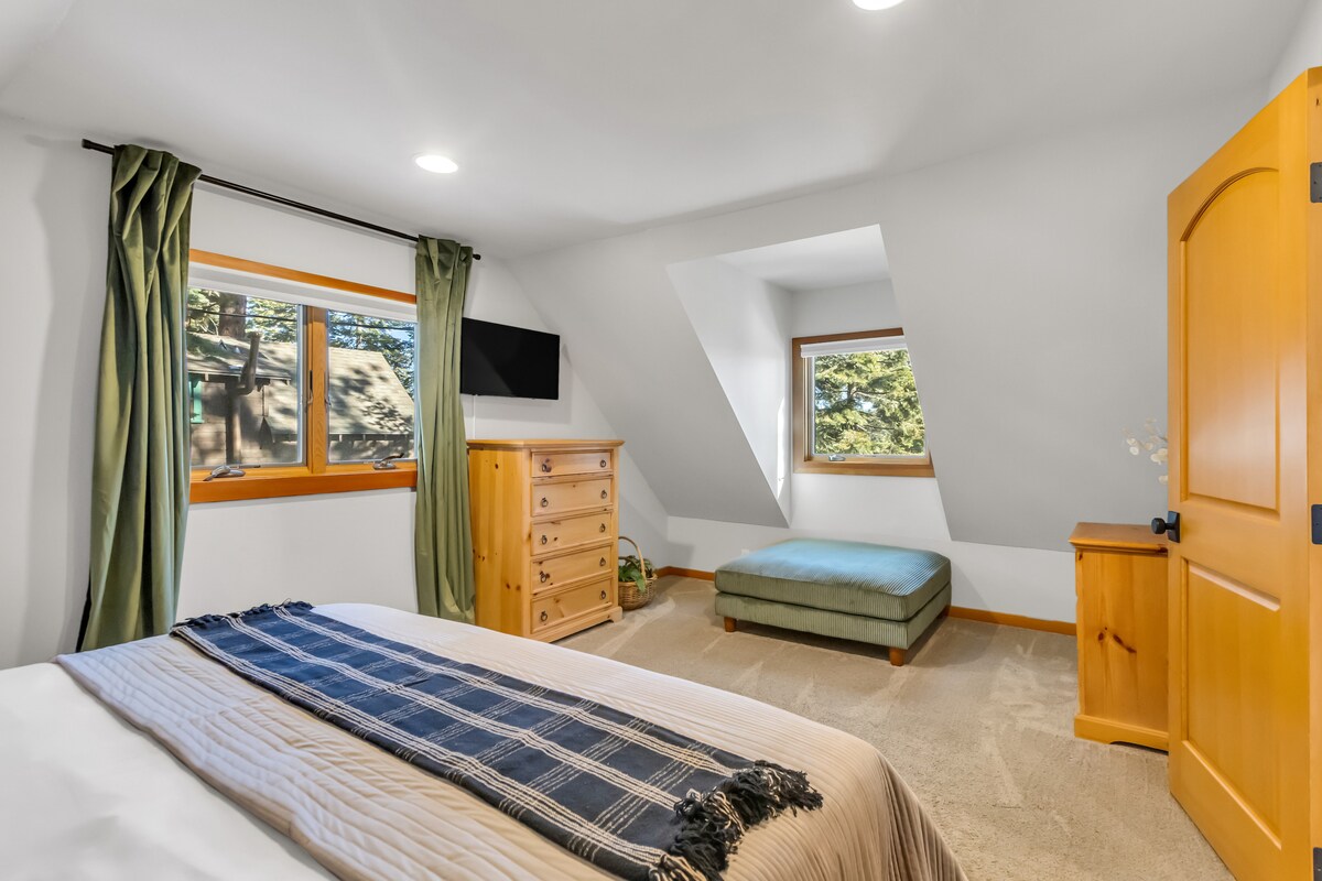Filtered Lake View|2 King Beds|HotTub|Fireplace - Carnelian Bay Filtered Lake View|2 King Beds|HotTub|Fireplace - Carnelian Bay