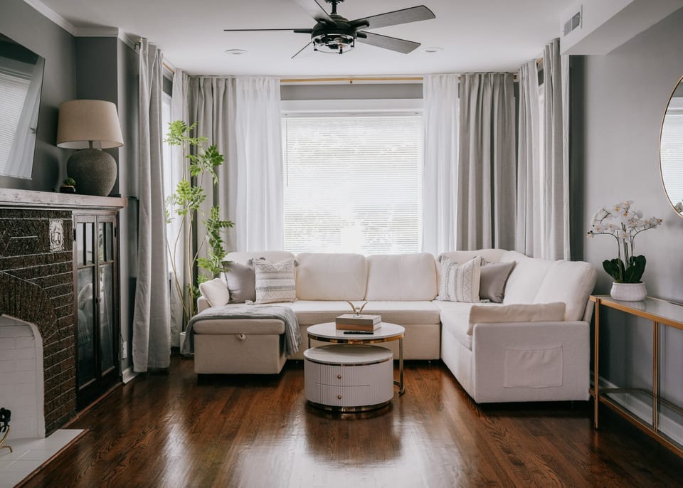 2BR • Sleeps 7 • Coffee Station • Backyard w/ Grill - Chicago