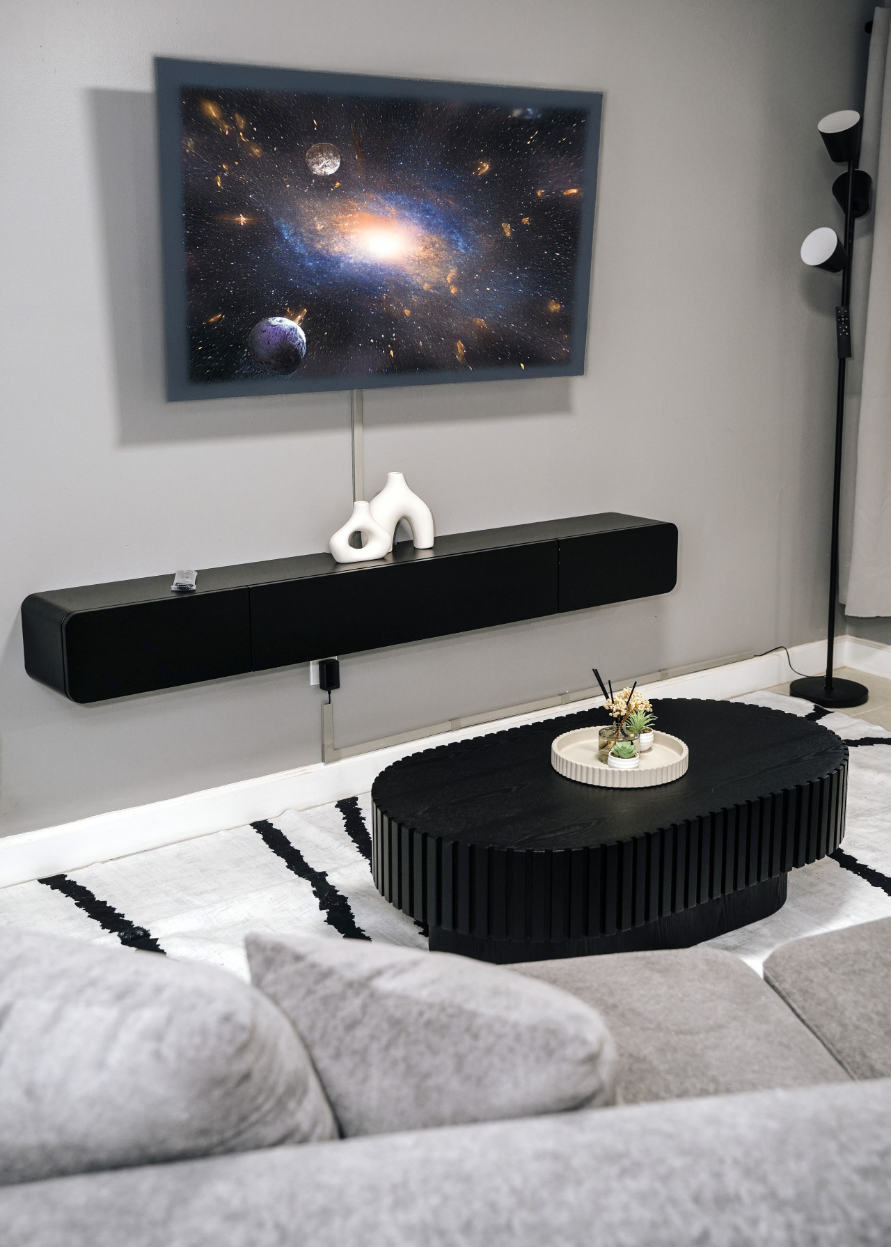 2BR Traveler's Favorite, Modern and Clean