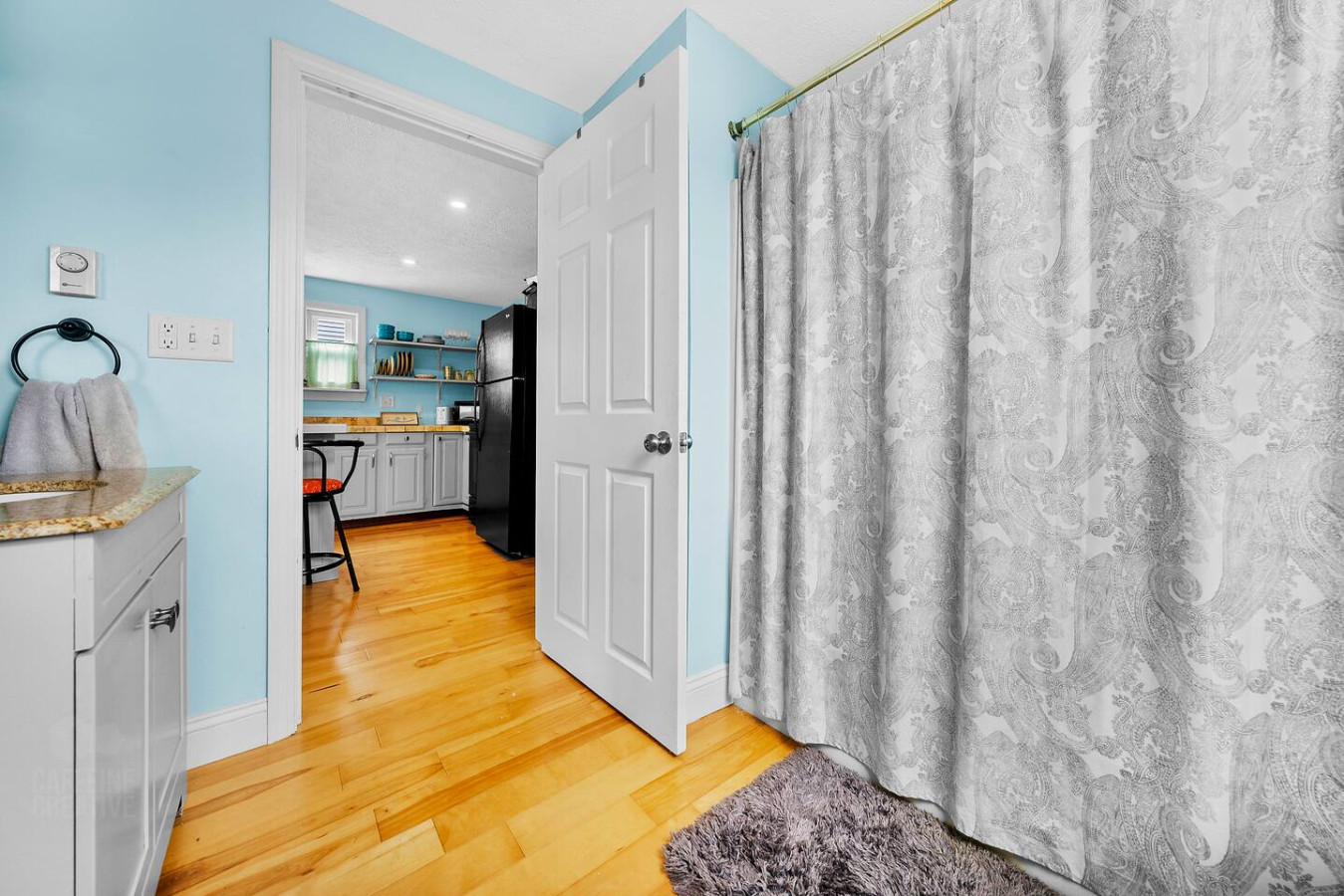 spacious-3br-cape-w-deck-on-1.1-acres-wells/