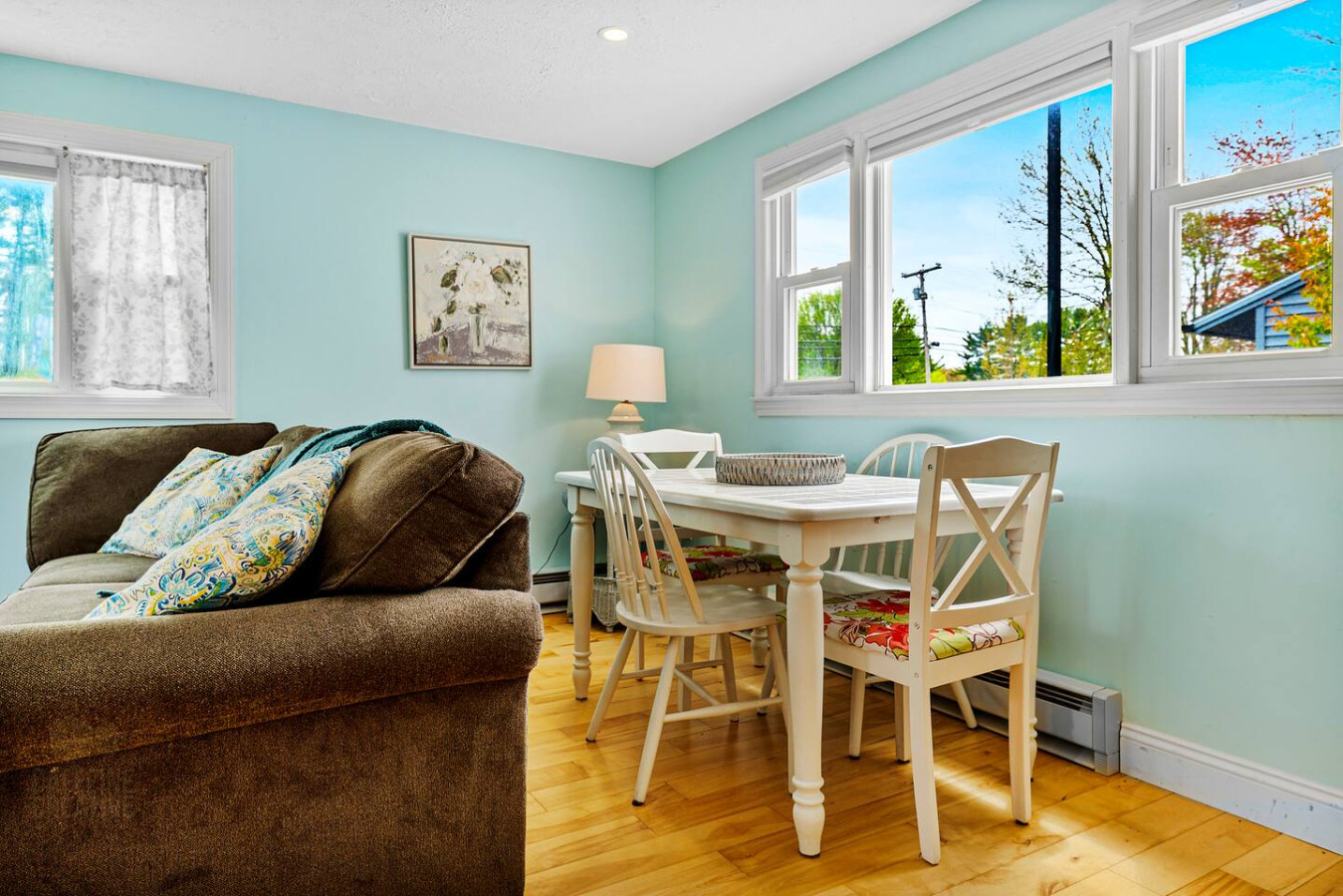 spacious-3br-cape-w-deck-on-1.1-acres-wells/