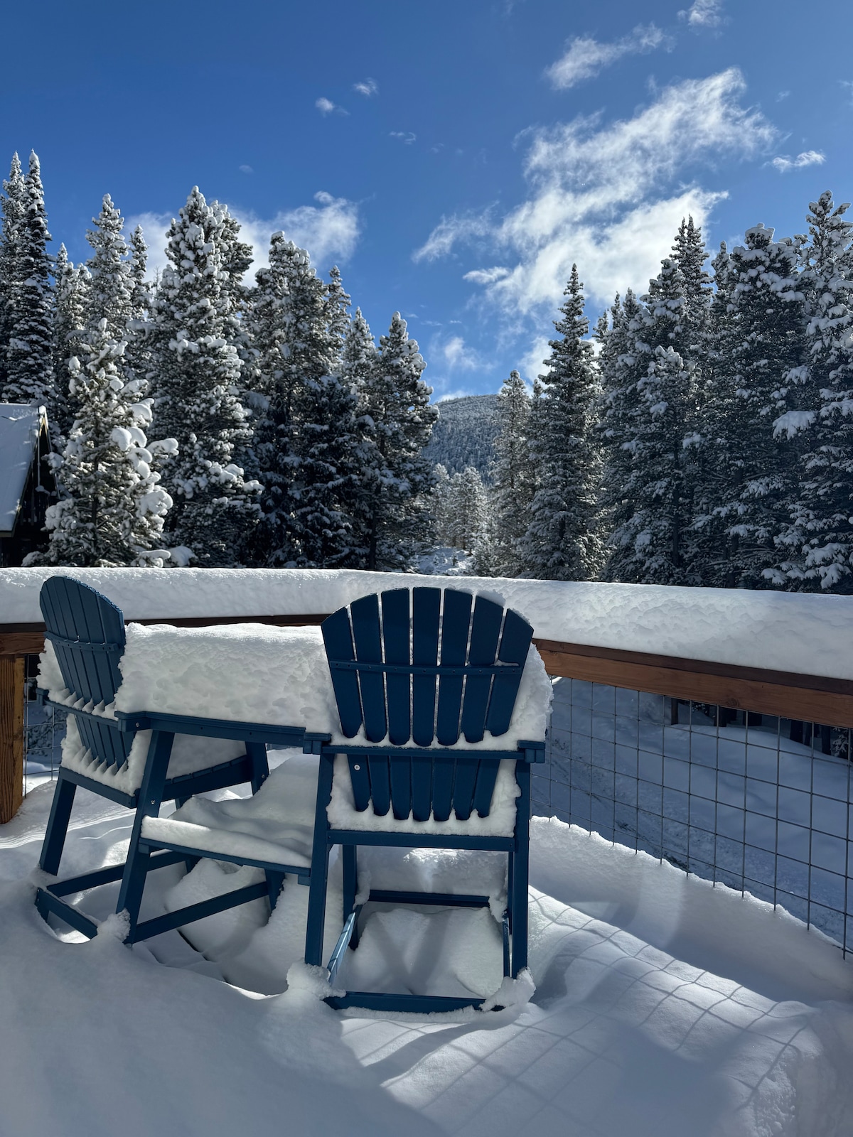 glacier-escape-walk-to-trails-lakes-open-air/