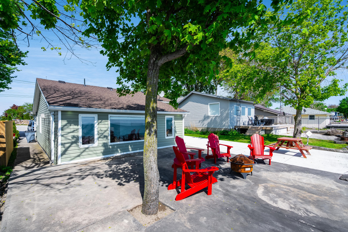 Better Than Ever Lakehouse! - Leamington Better Than Ever Lakehouse! - Leamington