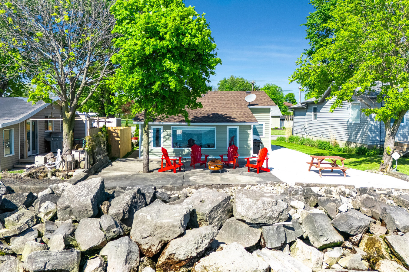 Better Than Ever Lakehouse! - Leamington Better Than Ever Lakehouse! - Leamington