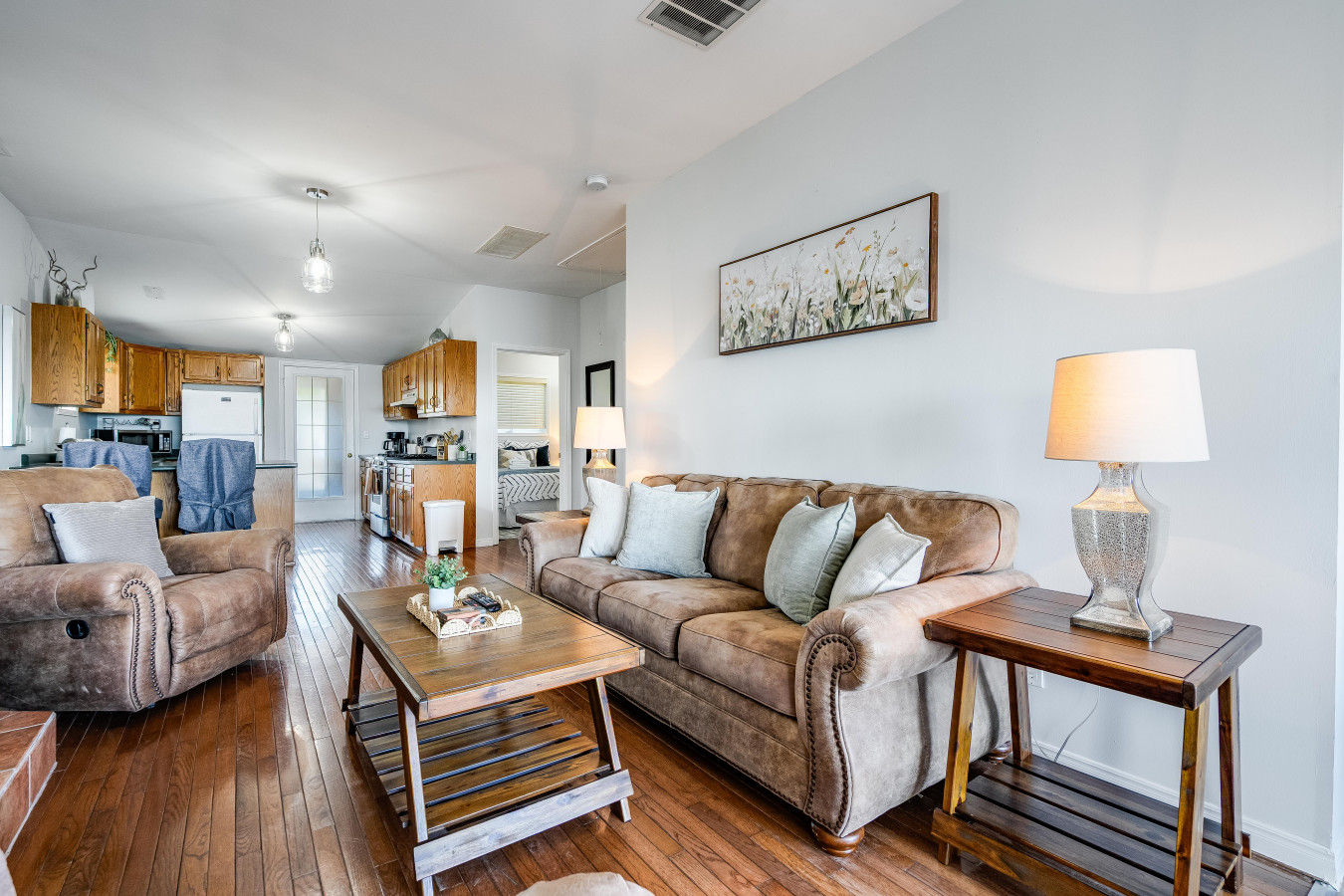 Better Than Ever Lakehouse! - Leamington Better Than Ever Lakehouse! - Leamington