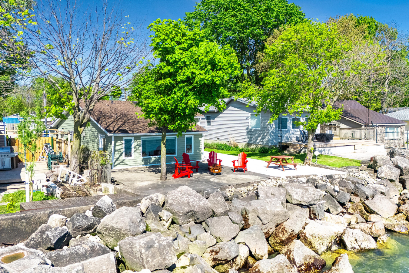 Better Than Ever Lakehouse! - Leamington Better Than Ever Lakehouse! - Leamington