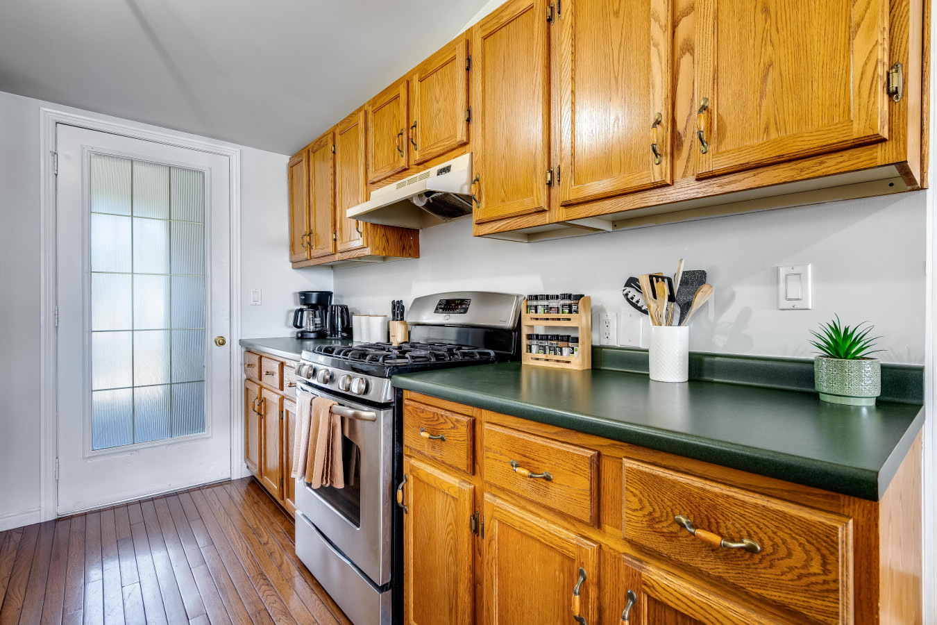 Better Than Ever Lakehouse! - Leamington Better Than Ever Lakehouse! - Leamington