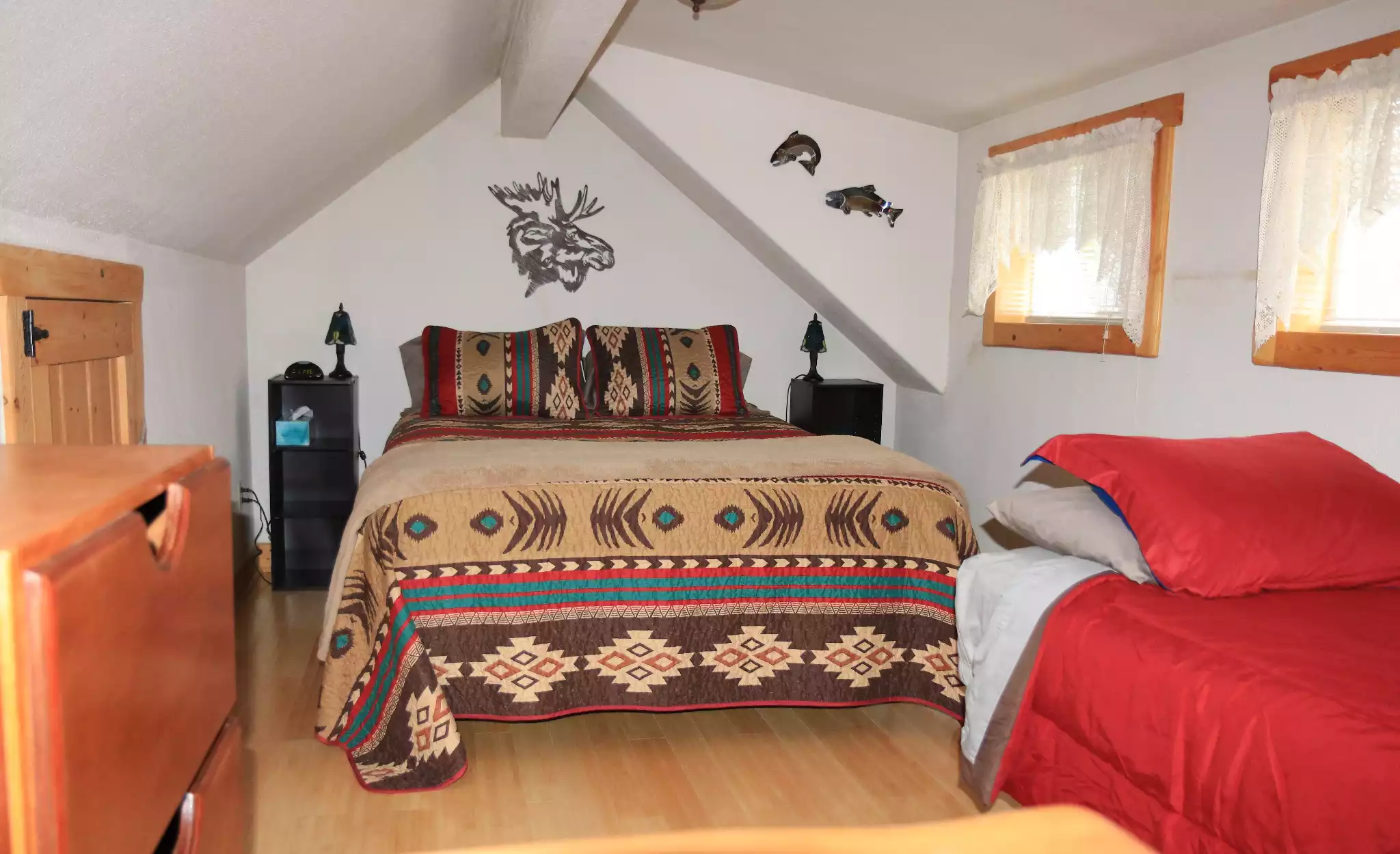 Queen bed and twin bed in loft.   - Perfect Alaska Getaway by Kenai River, Cook Inlet - Soldotna