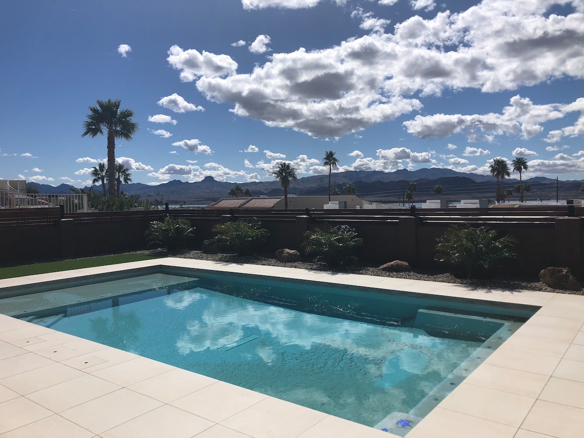 SUNSET POINTE STUNNING 3 BEDROOM POOL HOME! - Lake Havasu City