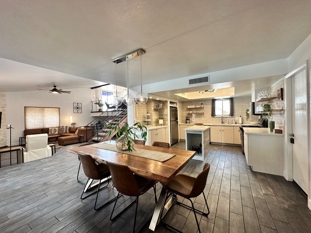 SUNSET POINTE STUNNING 3 BEDROOM POOL HOME! - Lake Havasu City