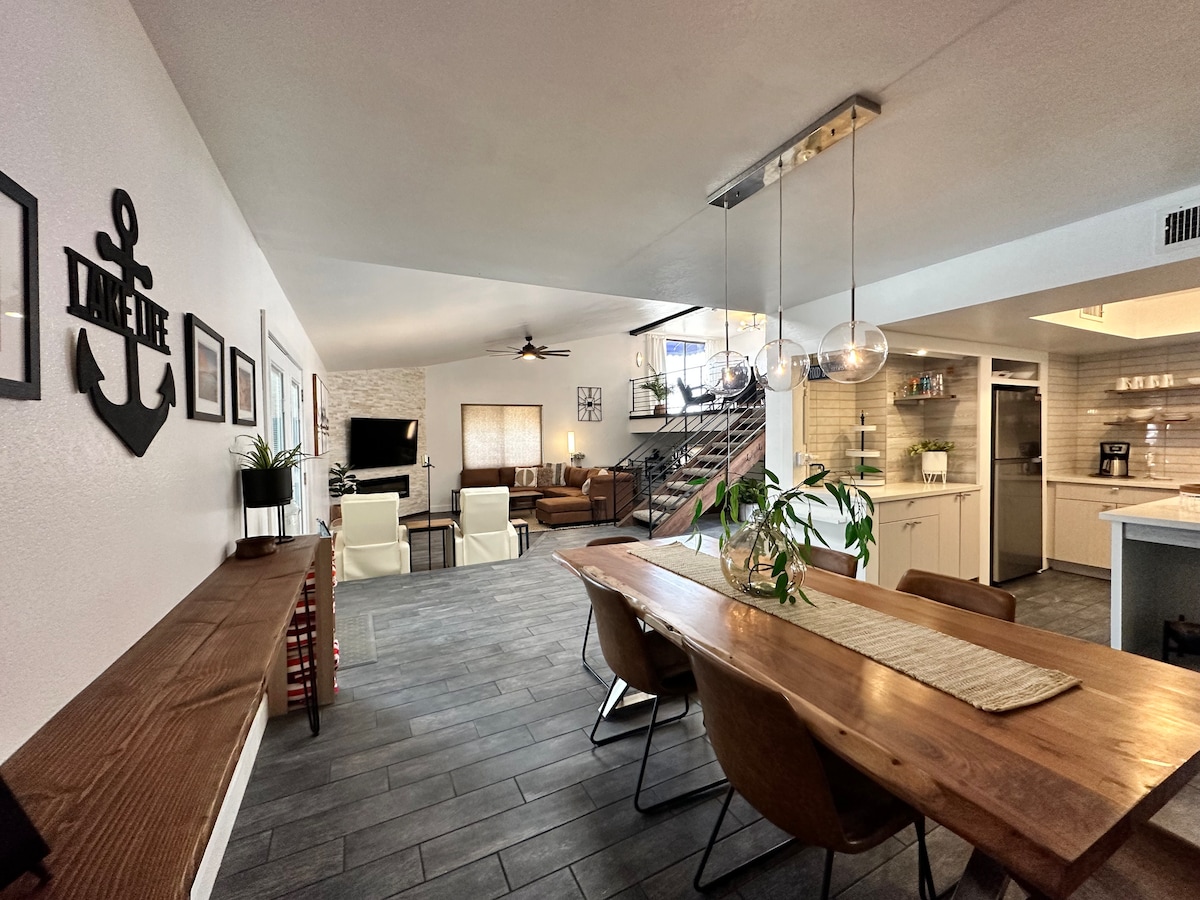 SUNSET POINTE STUNNING 3 BEDROOM POOL HOME! - Lake Havasu City