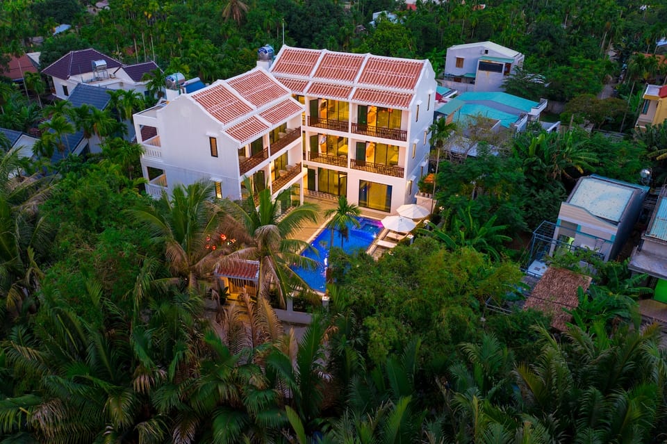 Chiều Hạ Villa – Entire 13 bedrooms for Retreats - Hội An