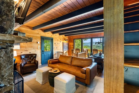 The Valley Roost
