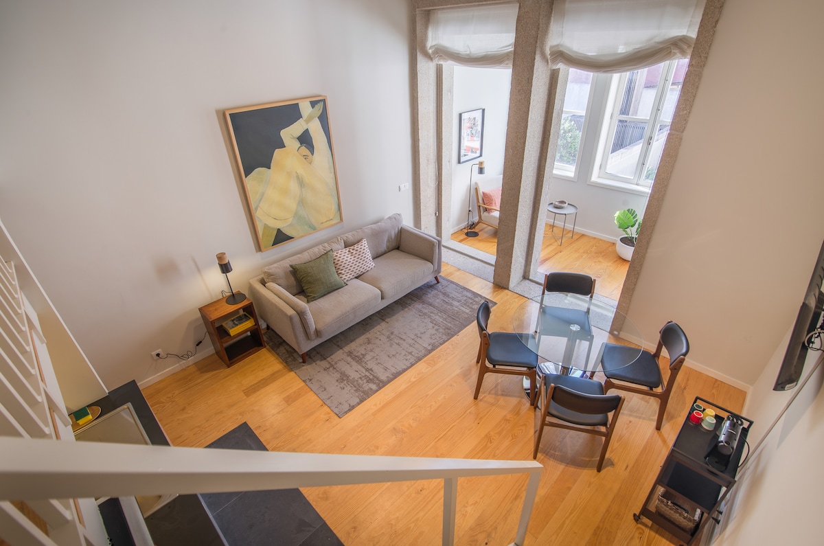 almada-151-2t-terrace-light-porto-center/