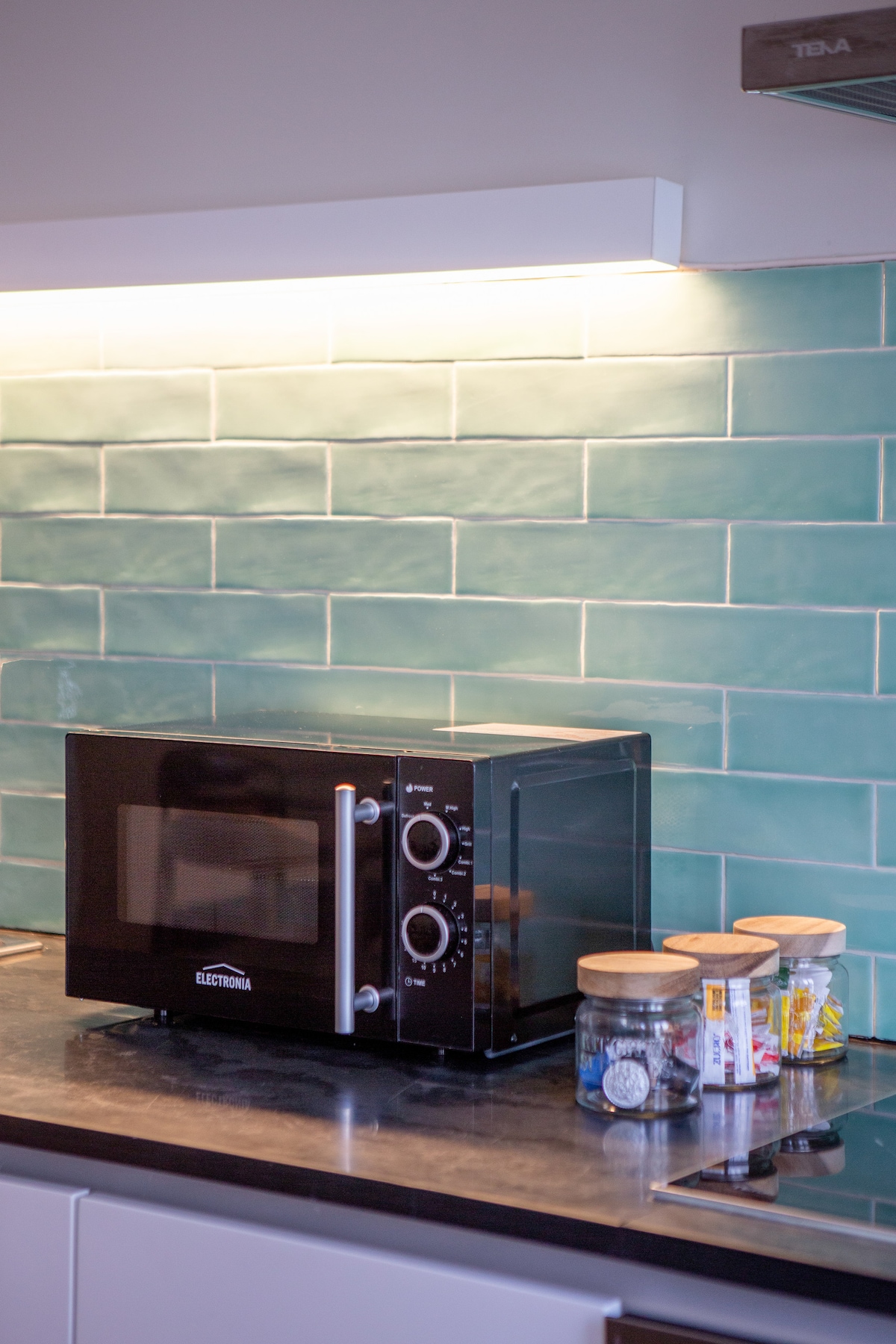 almada-151-3f-2br-apartment-porto-center/