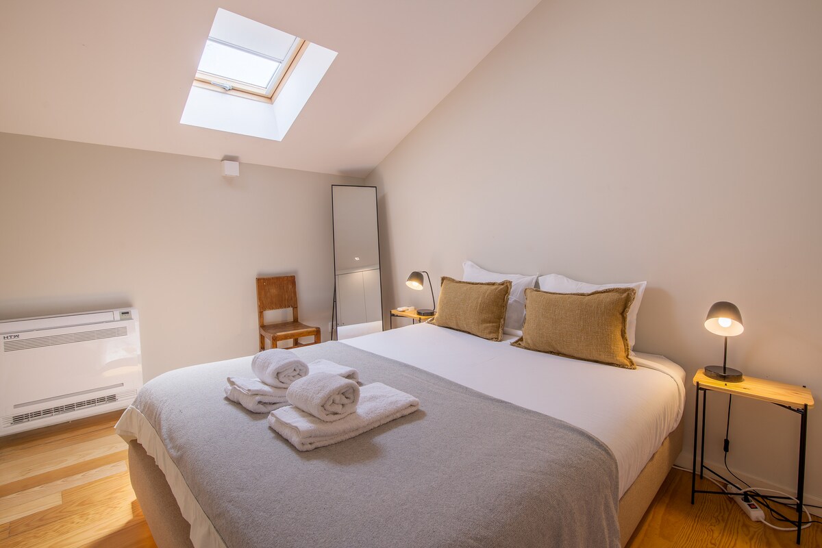 almada-151-3f-2br-apartment-porto-center/