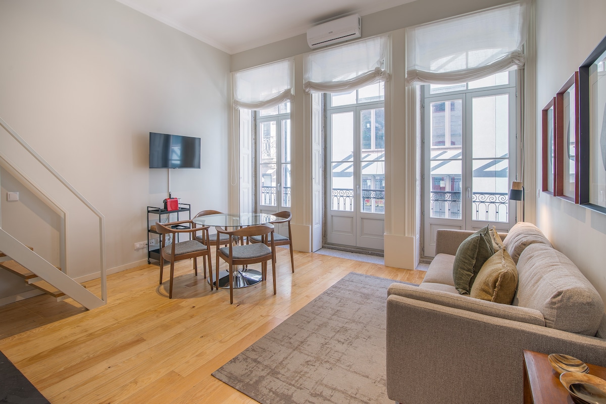 almada-151-1f-cozy-mezzanine-porto-center/