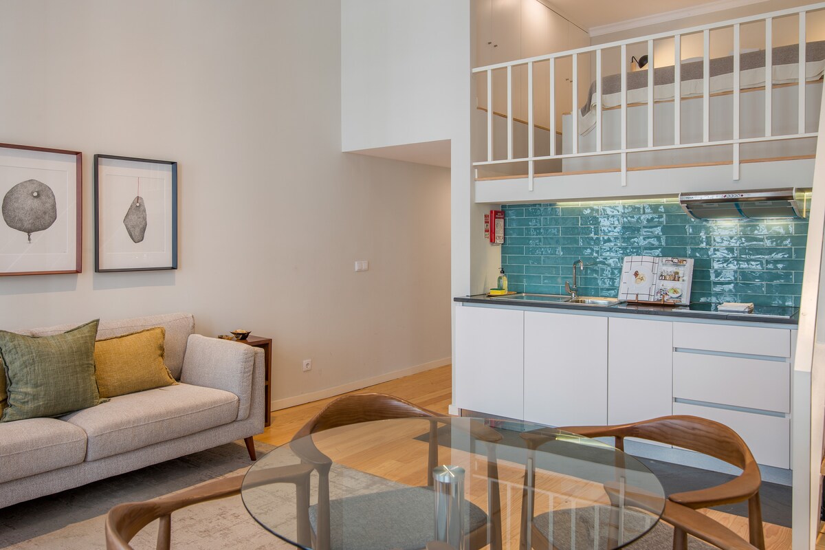 almada-151-1f-cozy-mezzanine-porto-center/