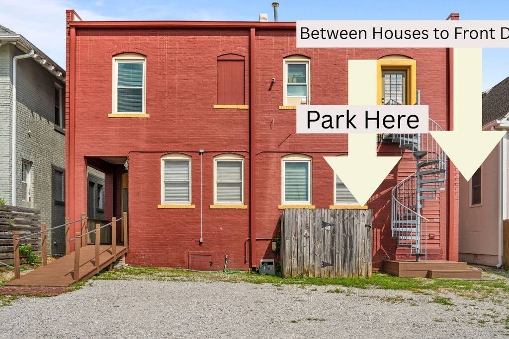 Right in the heart of Southside—walk to everything! Free parking for up to 3 cars (2 in back, 1 in front).