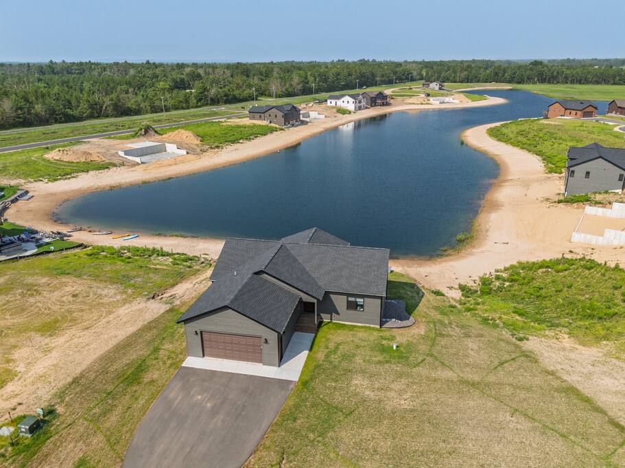 New Listing Lakeside Beach Sleeps 15+ Pet friendly - New Lisbon New Listing Lakeside Beach Sleeps 15+ Pet friendly - New Lisbon