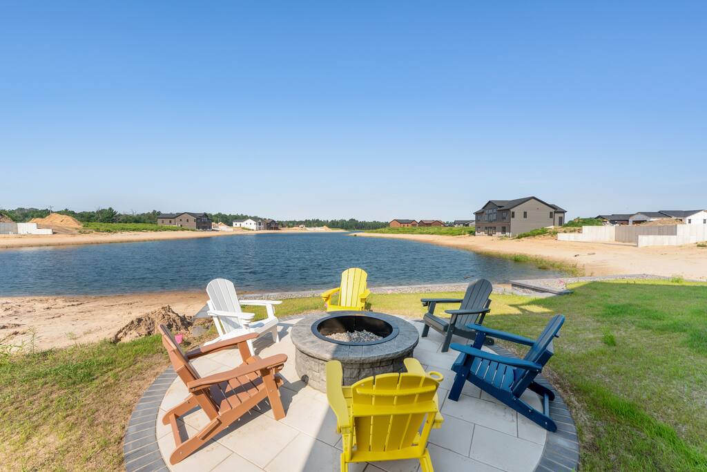 New Listing Lakeside Beach Sleeps 15+ Pet friendly - New Lisbon New Listing Lakeside Beach Sleeps 15+ Pet friendly - New Lisbon