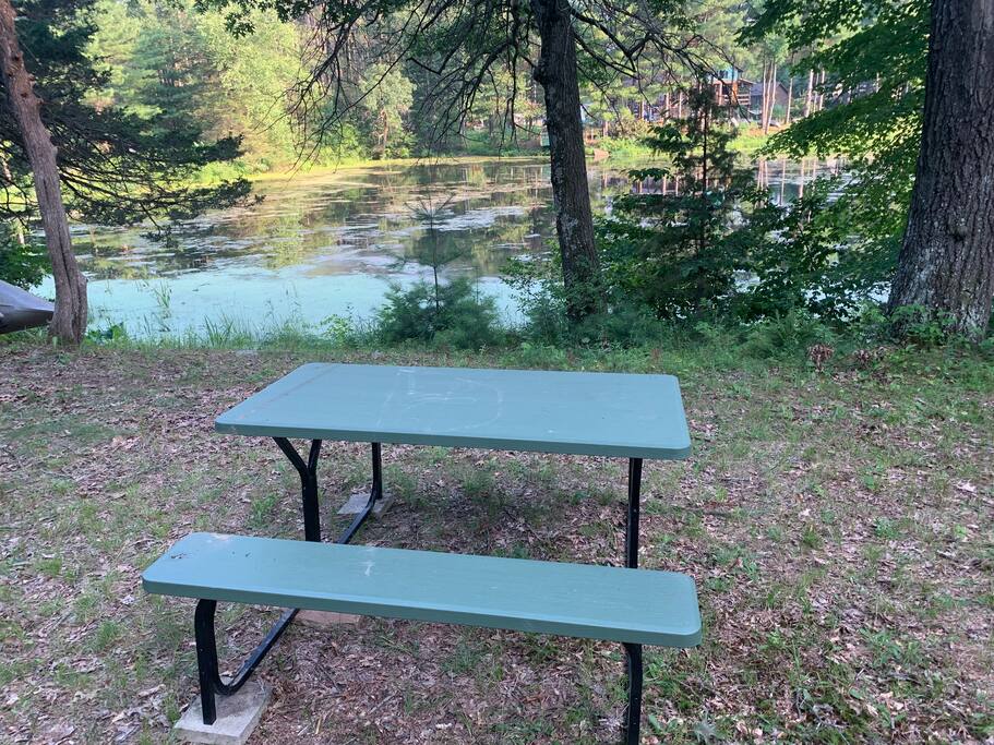 New Listing 2BR/2BA on Trout Lake HotTub & Firepit - Wisconsin Dells New Listing 2BR/2BA on Trout Lake HotTub & Firepit - Wisconsin Dells