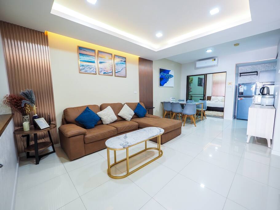 Oliver's House - City House MRT Pink line, 11 Ppl