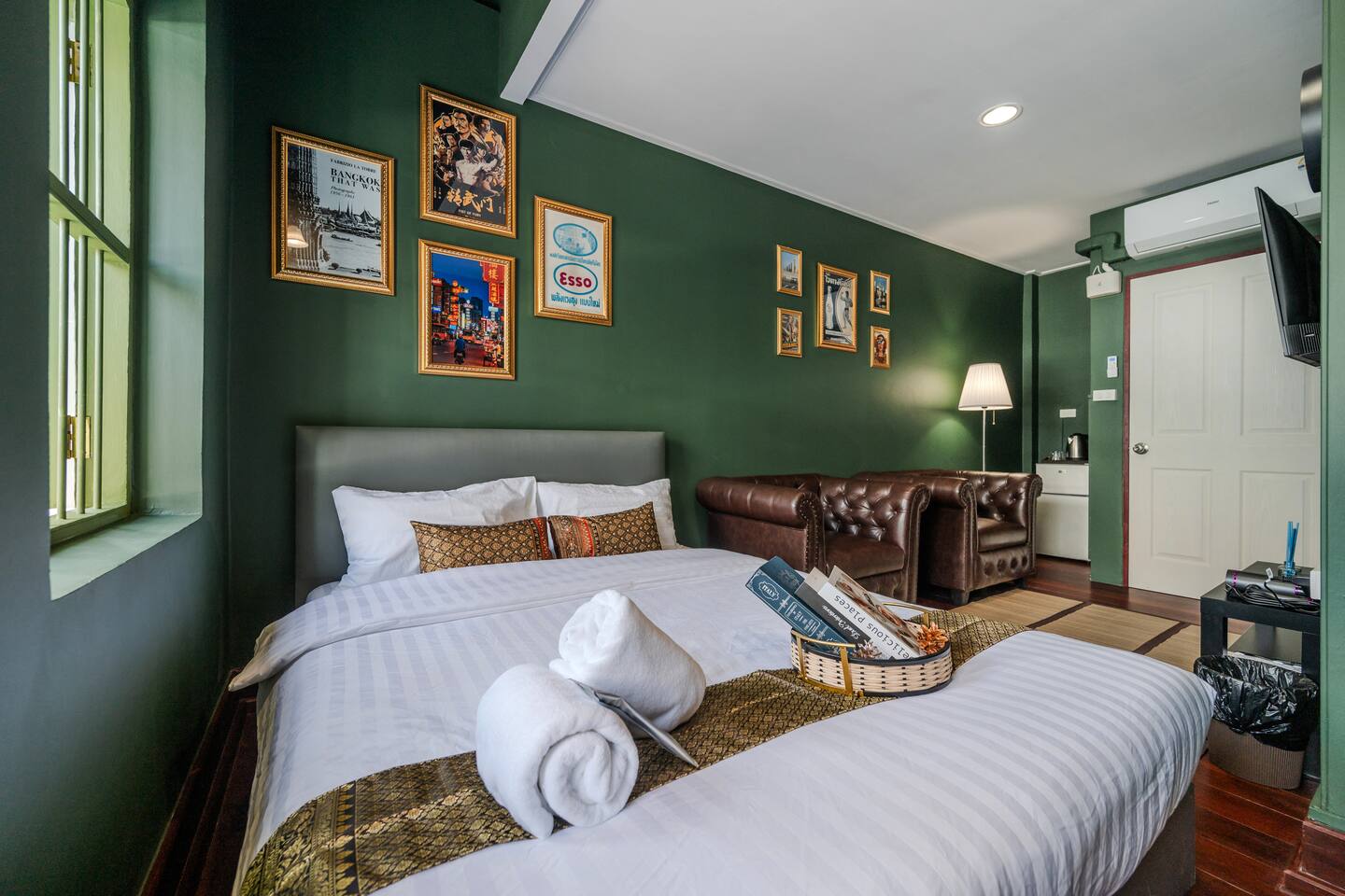 Arun Sawad 140B -2Bedroom Netflix ,YouTubePremium